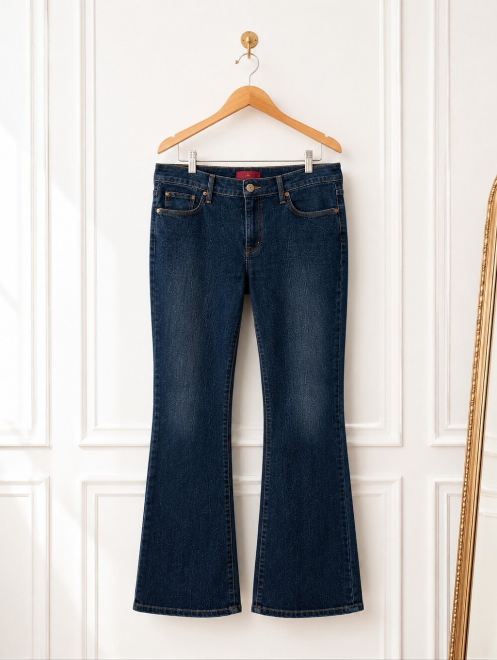Levi's Vintage Flare 572 Jeans | Size 14 |Dark Wash |  Autumn Romance Collection - Picture 6 of 9